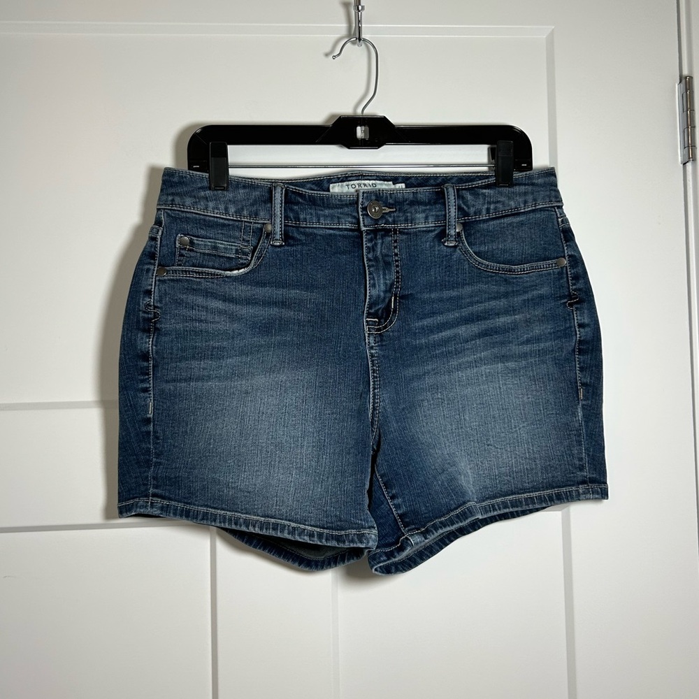 Size 12 Torrid Jean shorts - adult women’s